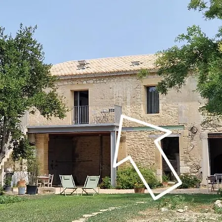 Appartement Dans Un Mas Provencal Renove Saint-Hilaire-d'Ozilhan Exterior photo