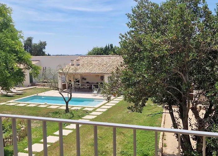 Appartement Dans Un Mas Provencal Renove